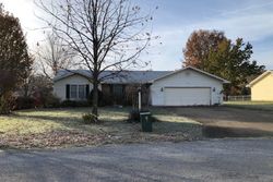 Pre-foreclosure in  RYAN CT West Frankfort, IL 62896