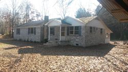 Pre-foreclosure Listing in AUTUMN HILLS RD STAR CITY, AR 71667