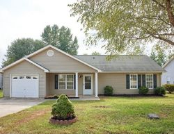 Pre-foreclosure Listing in BOBBER CT TAYLORS, SC 29687