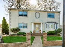Pre-foreclosure Listing in VALLEY CT HICKSVILLE, NY 11801