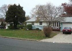 Pre-foreclosure in  YALTA DR Central Islip, NY 11722