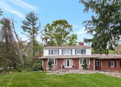 Pre-foreclosure Listing in VAIL LN WATCHUNG, NJ 07069