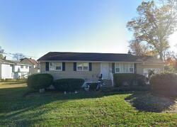 Pre-foreclosure Listing in WOODROW AVE PISCATAWAY, NJ 08854