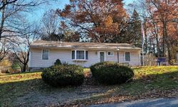 Pre-foreclosure in  SOMERSET LN Holden, MA 01520
