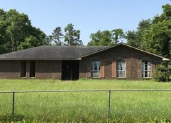 Pre-foreclosure in  AUDUBON ACRES CIR Vidalia, LA 71373