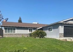 Pre-foreclosure in  FAIRMOUNT ST Bakersfield, CA 93306