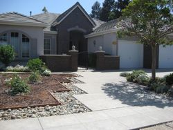 Pre-foreclosure in  N TERRY AVE Clovis, CA 93619