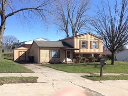 Pre-foreclosure in  SOUTHLEA DR South Bend, IN 46628