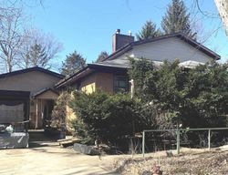Pre-foreclosure in  GRAND AVE Downers Grove, IL 60515