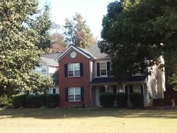 Pre-foreclosure in  THORNE BERRY DR Hampton, GA 30228