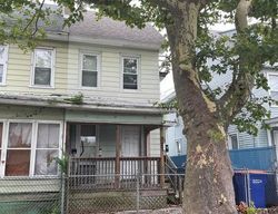  S 3rd St, Millville NJ