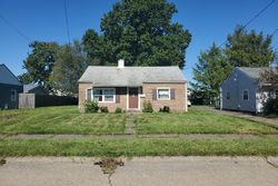 Pre-foreclosure in  W 35TH ST Erie, PA 16508