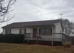 Pre-foreclosure Listing in SANDY LEVEL RD GOODVIEW, VA 24095