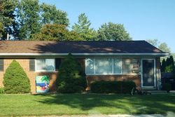 Pre-foreclosure in  COVINGTON DR Sterling Heights, MI 48312