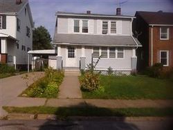 Pre-foreclosure in  E 139TH ST Cleveland, OH 44105