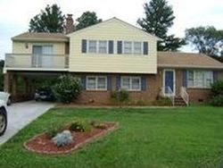 Pre-foreclosure in  FOSTER AVE Petersburg, VA 23803