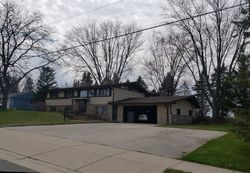 Pre-foreclosure in  HILLDALE DR Hartford, WI 53027