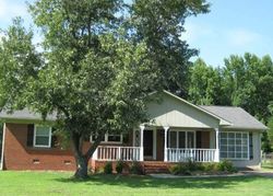 Pre-foreclosure in  TIMBERLAND LOOP Mooresville, NC 28115
