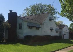  Thornbury Rd, Cleveland OH