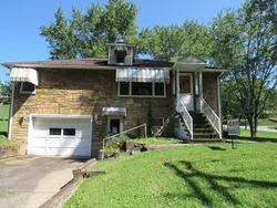 Pre-foreclosure Listing in KRINGS ST JOHNSTOWN, PA 15904