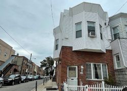 Pre-foreclosure in  W PORTER ST Philadelphia, PA 19145