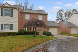 Pre-foreclosure in  WASHINGTON CT Knoxville, TN 37917