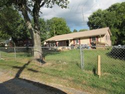 Pre-foreclosure Listing in CIRCLEVIEW DR JOHNSON CITY, TN 37615