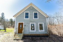 Pre-foreclosure in  ELMWOOD RD Auburn, ME 04210