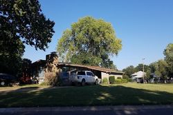 Pre-foreclosure in  N ROOSEVELT ST Wichita, KS 67220