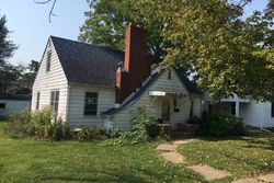 Pre-foreclosure Listing in N PLUM ST HAGERSTOWN, IN 47346