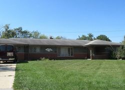 Pre-foreclosure in  W WILDWOOD DR Prospect Heights, IL 60070