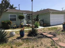  W Arbutus St, Compton CA
