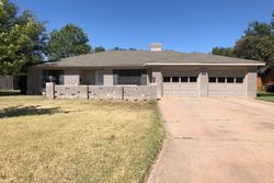 Pre-foreclosure in  POST OAK RD Abilene, TX 79605
