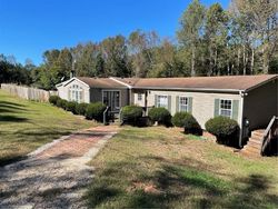 Pre-foreclosure Listing in GLENN FERRY RD FAIR PLAY, SC 29643