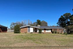 Pre-foreclosure in  CHARLES ST Lake City, SC 29560