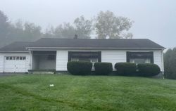 Pre-foreclosure in  KENNETH AVE New Castle, PA 16105