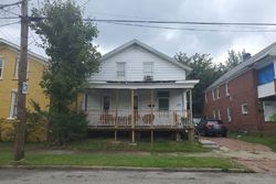 Pre-foreclosure in  E 8TH ST Erie, PA 16503