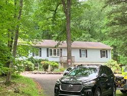 Pre-foreclosure in  BARTONSVILLE WOODS RD Stroudsburg, PA 18360