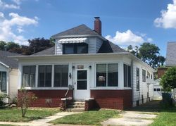 Pre-foreclosure in  WAYNE ST Sandusky, OH 44870