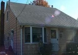 Pre-foreclosure in  MAPLE AVE Uniondale, NY 11553
