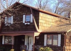 Pre-foreclosure in  ARCADIA RD Pompton Lakes, NJ 07442