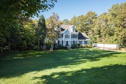 Pre-foreclosure Listing in THURSTON DR LEE, NH 03861