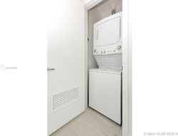 Pre-foreclosure in  NE 31ST ST UNIT 2307 Miami, FL 33137