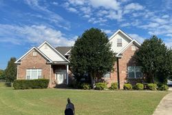 Pre-foreclosure in  WALNUT RIDGE DR Huntsville, AL 35806