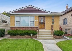 Pre-foreclosure Listing in N OLCOTT AVE ELMWOOD PARK, IL 60707