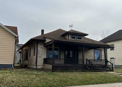 Pre-foreclosure in  HOAGLAND AVE Fort Wayne, IN 46807