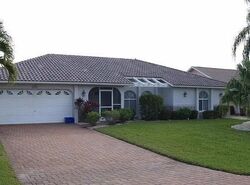 Pre-foreclosure in  SE 19TH PL Cape Coral, FL 33904