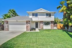 Pre-foreclosure in  W CYPRESS RD Oakley, CA 94561