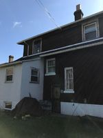 Pre-foreclosure in  S 40TH ST Louisville, KY 40211