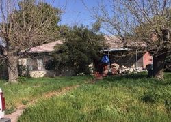 Pre-foreclosure in  HAMLIN WAY Lindsay, CA 93247
